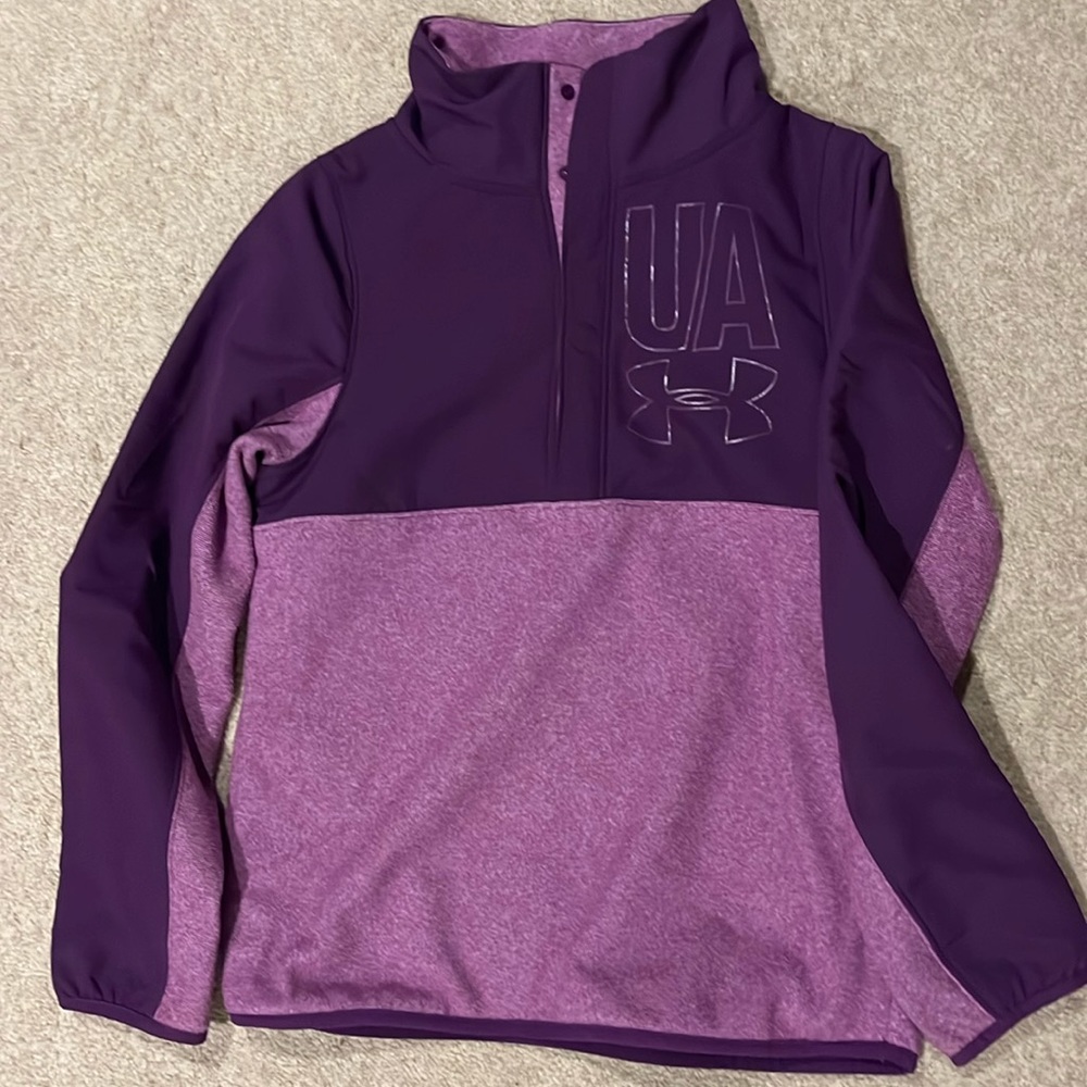 Youth Medium Under Armour fleece pullover